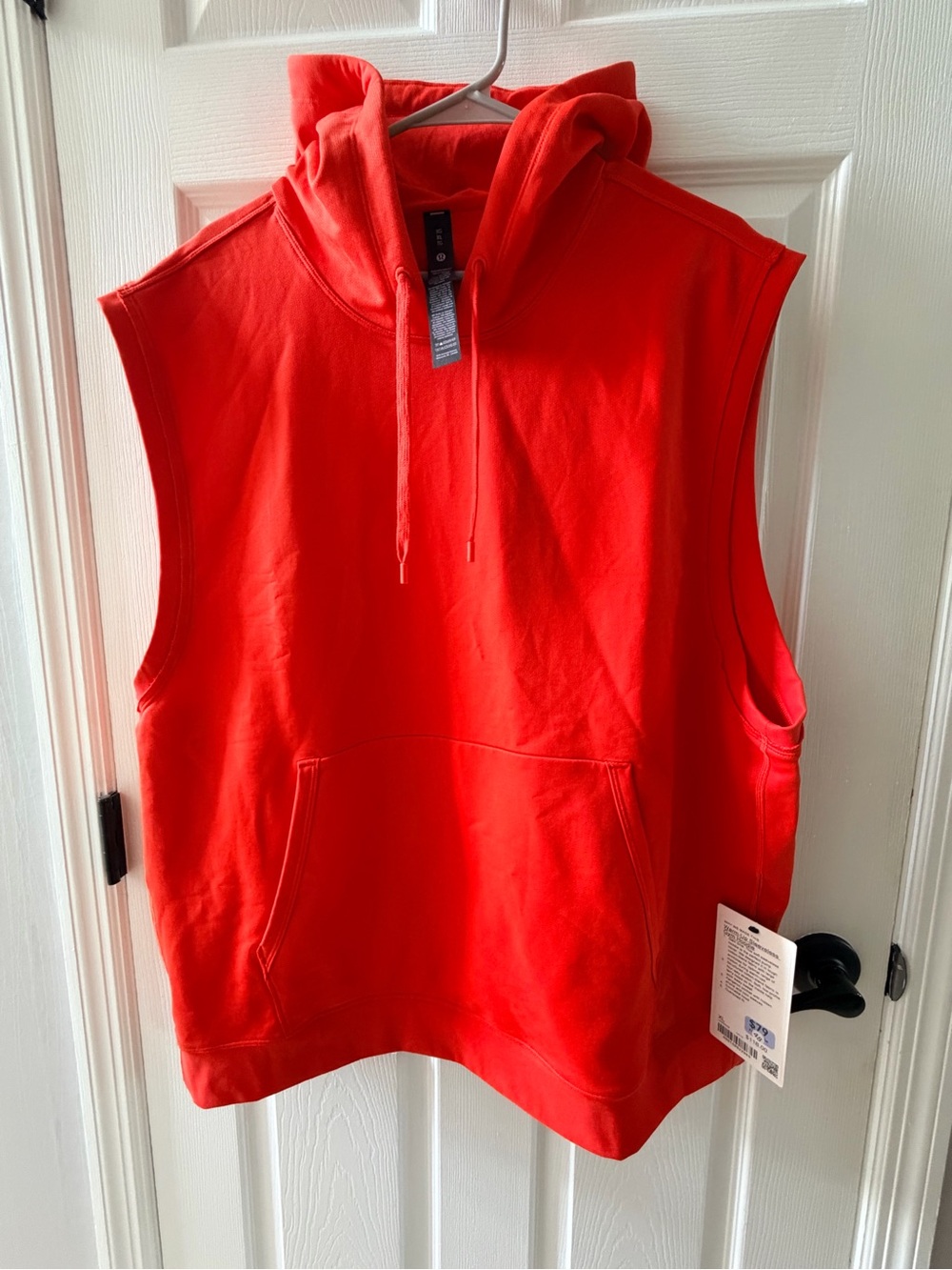 NWT - Lululemon XL Sleeveless Gym Hoodie Cherry Ember***